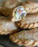 Empanadas de carne cortada a cuchillo
