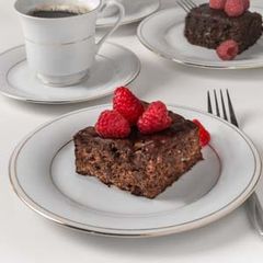 A picture of Chocolate Banana snackcake.