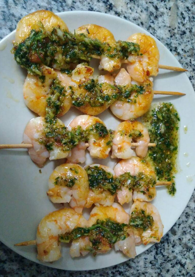 Una foto de Brocheta de langostino