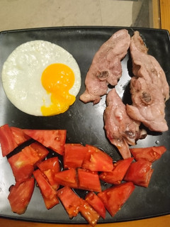 Una foto de Chuletas de pavo con huevo