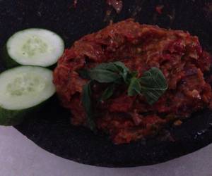 Resep mudah Sambal Penyet Tomat Terasi Gurih Mantul