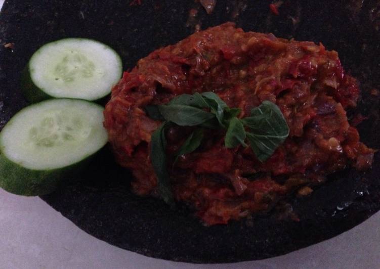 Sambal Penyet Tomat Terasi