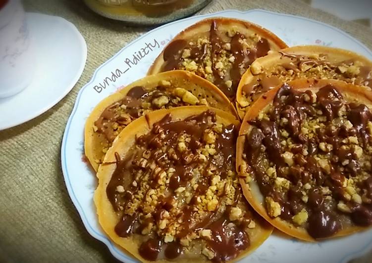 Martabak Mini Teflon Coklat Kacang