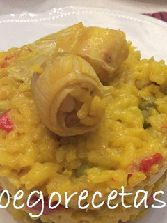 Una foto de Arroz con bacalao y alcachofas