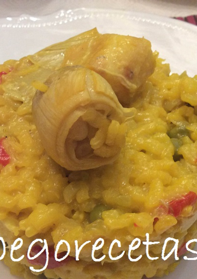 Una foto de Arroz con bacalao y alcachofas