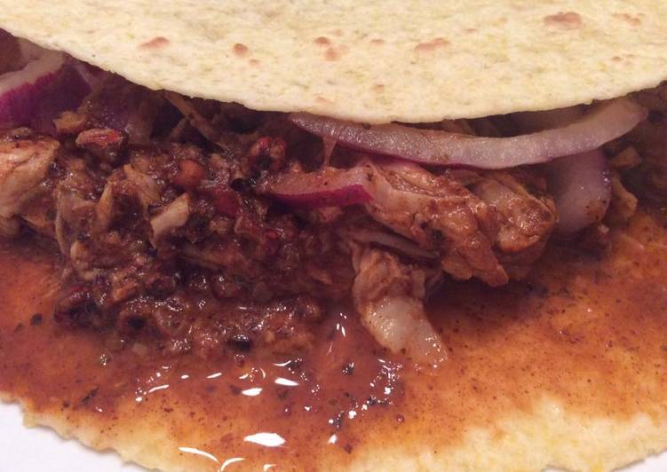 Cochinita pibil cocinada a baja temperatura