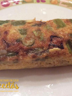 Una foto de Tortilla de espárragos trigueros