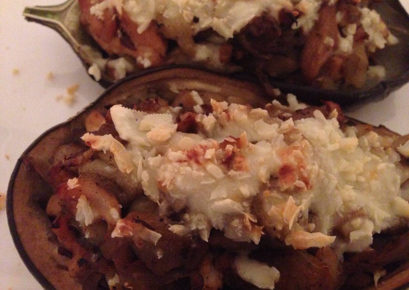 Berenjenas rellenas de pollo y setas 