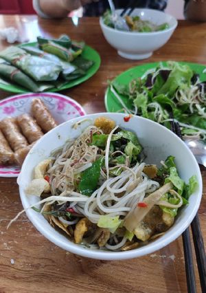Hình của món Bún cua Gia Lai.