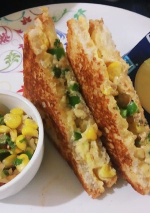 कॉर्न सैंडविच (Corn Sandwich recipe in Hindi) रेसिपी मुख्य फोटो