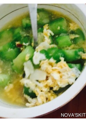 Foto resep Soup Oyong Telur Simple ala NOVA'SKITCHEN