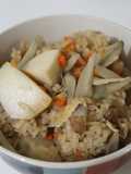 Kayaku Gohan (かやくご飯)