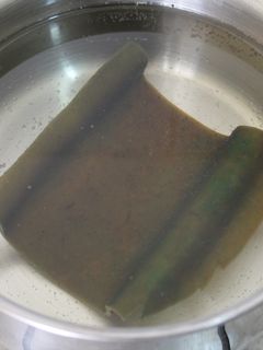 Una foto de Kombu Dashi (昆布出汁)