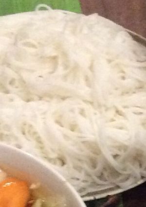 Hình của món Cách luộc bún, phở và bánh hỏi khô ở Stuttgard.