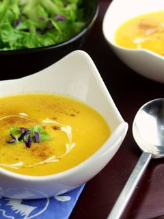 《好菜網x聖誕特別版》南瓜奶油濃湯 的食譜成品照片