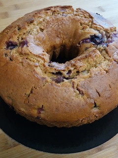 Una foto de Rosco de dulce de leche y frutos rojos