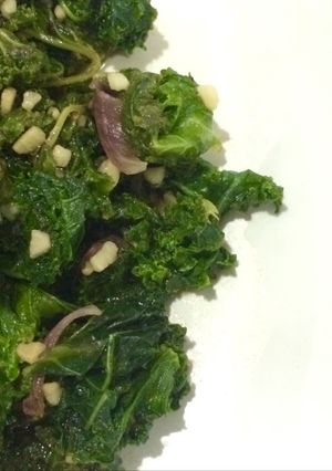 A picture of Cheerful Kale.