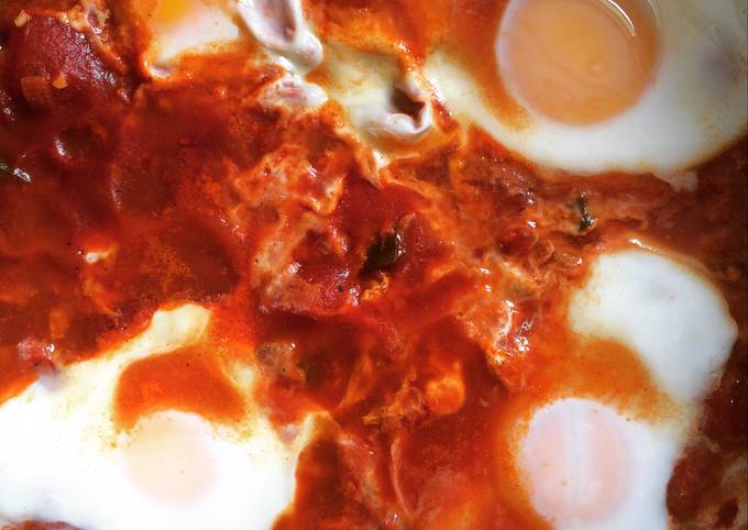 Simple Way to Make Any-night-of-the-week Shakshuka