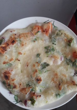 A picture of Semolina /Rawa chilla..