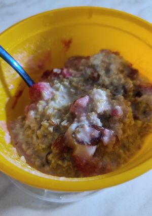 A picture of Overnight Oats.