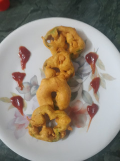 केपसिकम रिंग (Capsicum ring recipe in Hindi) रेसिपी मुख्य फोटो