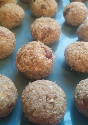 A picture of Power balls.