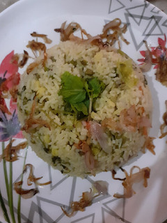 முளைக்கட்டிய பாசிப்பயறு பிரியாணி(Mulaikattiya Paasipayaru Briyani recipe in tamil) செய்முறை முக்கிய புகைப்படம்