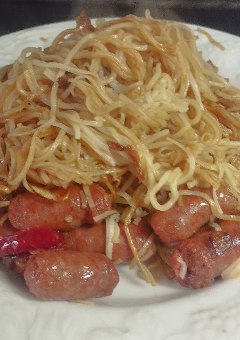 Una foto de Noodles con chistorra