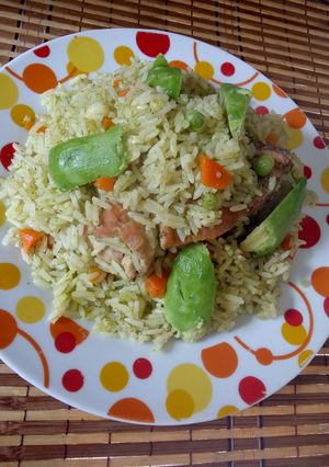 Una foto de Arroz con pollo y palta