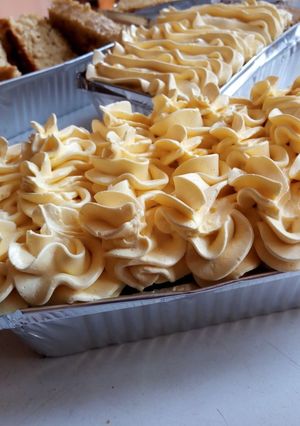 A picture of Low sugar butter cream frost.