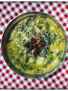 வெங்காயத்தாள் பாசிப்பருப்பு கூட்டு செய்முறை முக்கிய புகைப்படம்