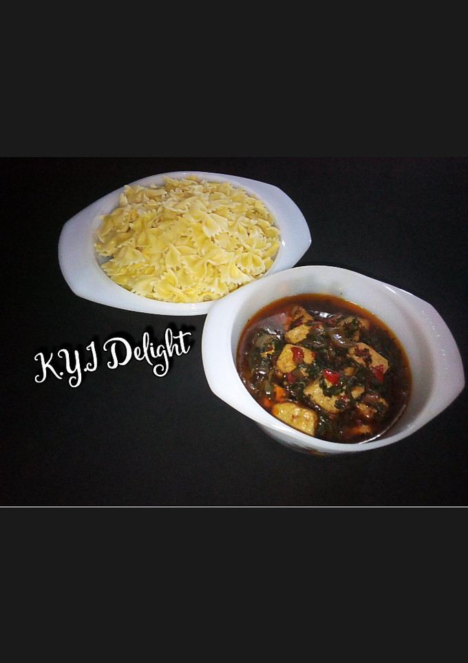 A picture of Macaroni with tofu sauce.