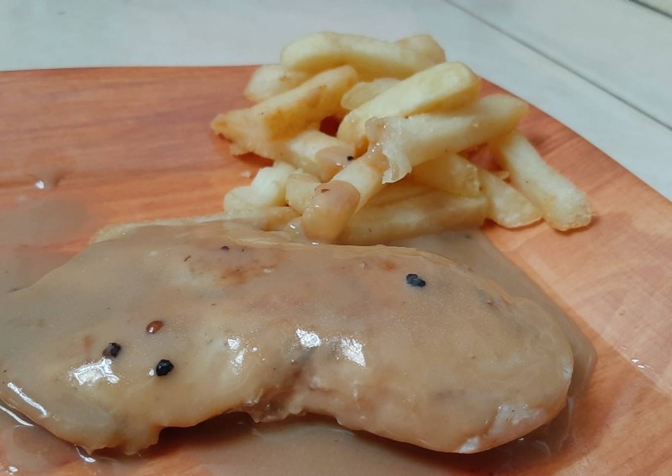 Chicken Steak with Blackpepper Sauce