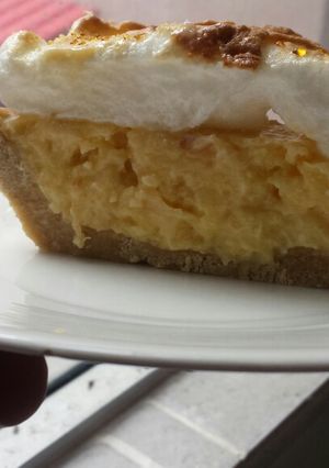Una foto de Postre de manzana y limón
