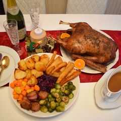 A picture of Honey glazed roast goose.