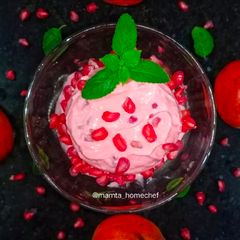 Pomegranate Ice Cream A picture of Pomegranate Ice Cream.