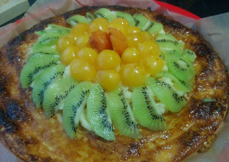 Hojaldre de crema y frutas frescas