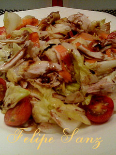 Una foto de Ensalada de pollo
