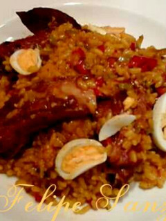 Una foto de Arroz con costillas de cerdo ibérico adobadas
