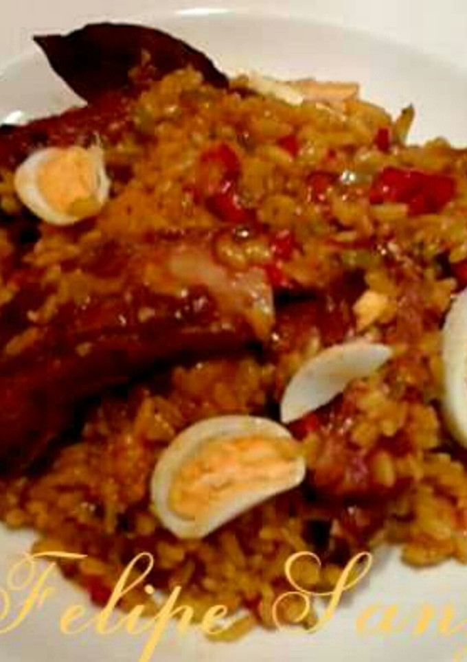 Una foto de Arroz con costillas de cerdo ibérico adobadas