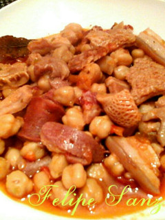 Una foto de Garbanzos con callos