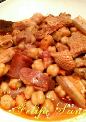 Una foto de Garbanzos con callos
