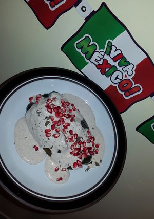 Una foto de Chiles en nogada muy fáciles