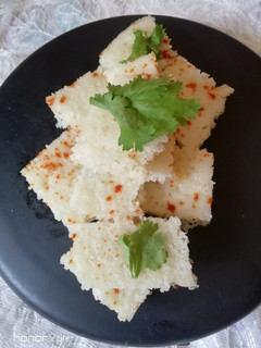 ફરાળી ઢોકળા (farali dhokla recipe in gujarati) રેસીપી મુખ્ય ફોટો