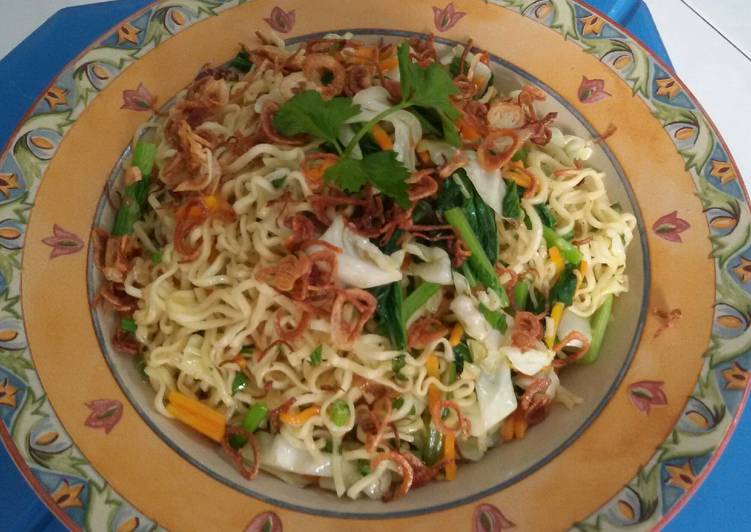 Cara Gampang Menyiapkan Mie Goreng no Kecap no Pedas yang Enak