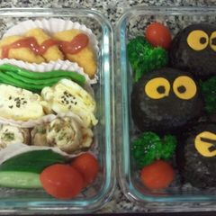 A picture of Makkuro Kurosuke Bento (Lunch).
