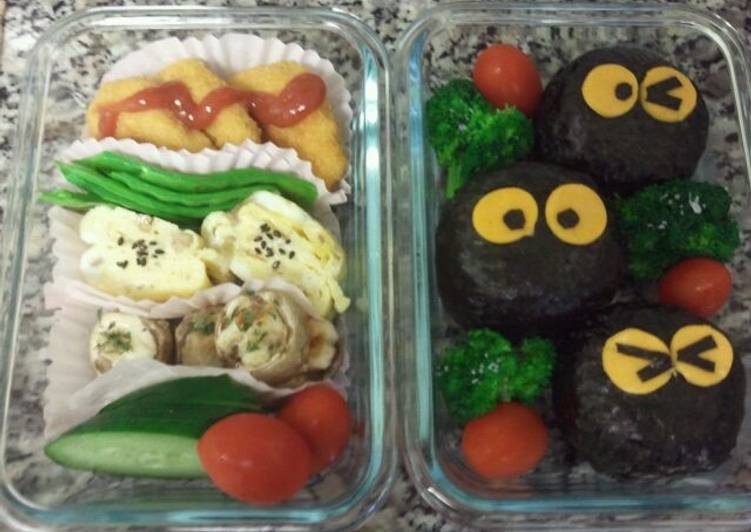 Easy Way to Make Yummy Makkuro Kurosuke Bento (Lunch)