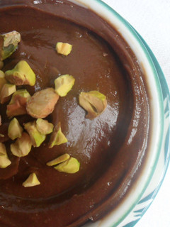 Una foto de Mousse de chocolate y aguacate