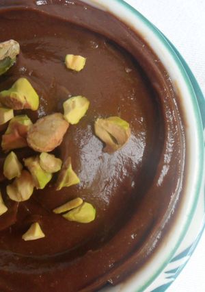 Una foto de Mousse de chocolate y aguacate