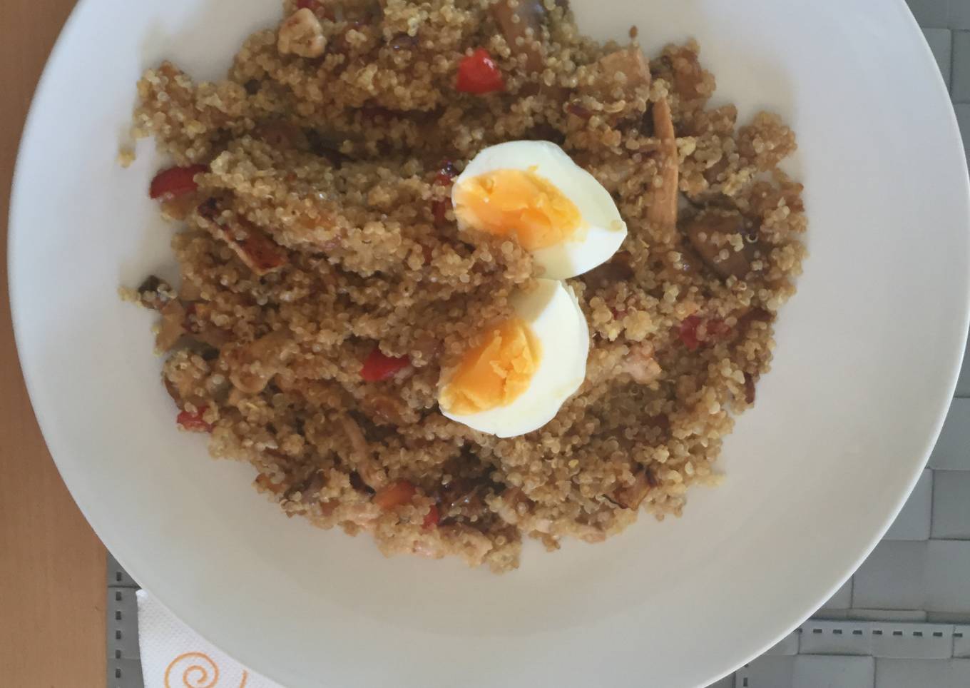 Quinoa con verduras y pollo. 